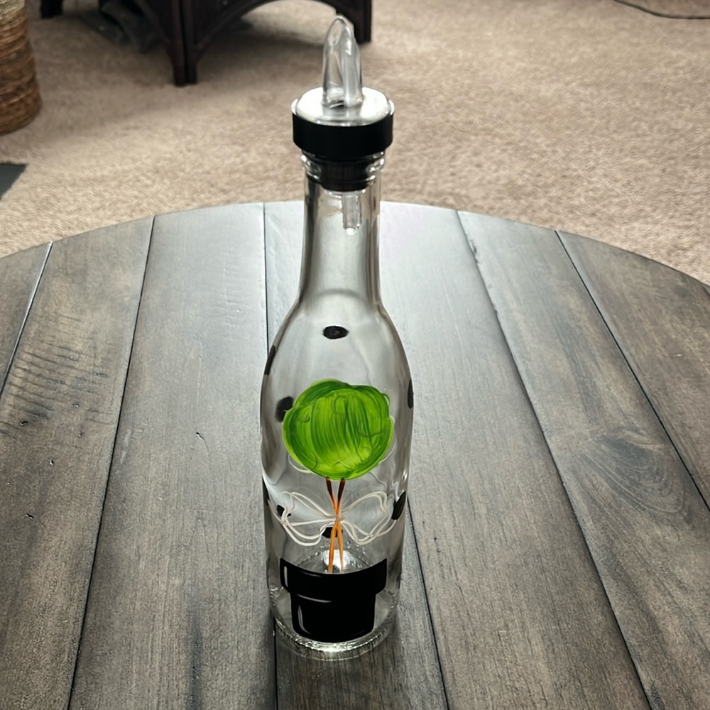 New Decorative Oil Vinegar Glass Dispenser 11” Green White Black Painted Topiary